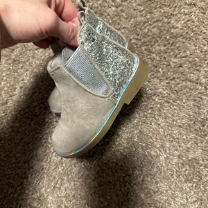 Toddler girl booties size 7 brand new